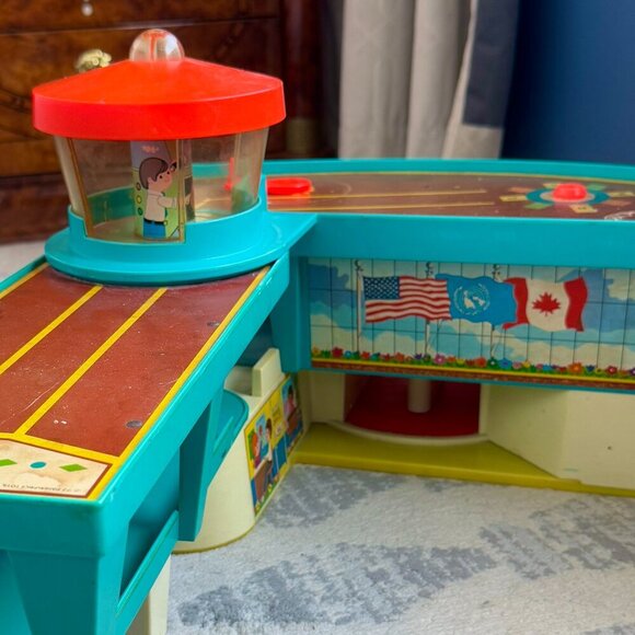 Fisher-Price Play Family Airport 1970s Nostalgia Toy - Picture 11 of 13